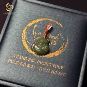 Mặt hồ ly Ngọc bích