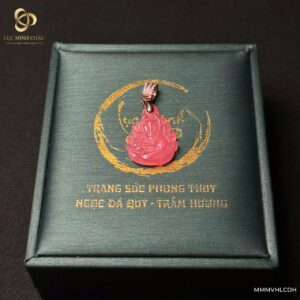 Mặt hồ ly chúa đá đào hoa