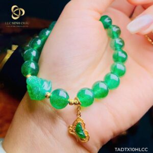 Thạch anh dâu tây xanh mix Hồ ly chúa – Charm xi 18k